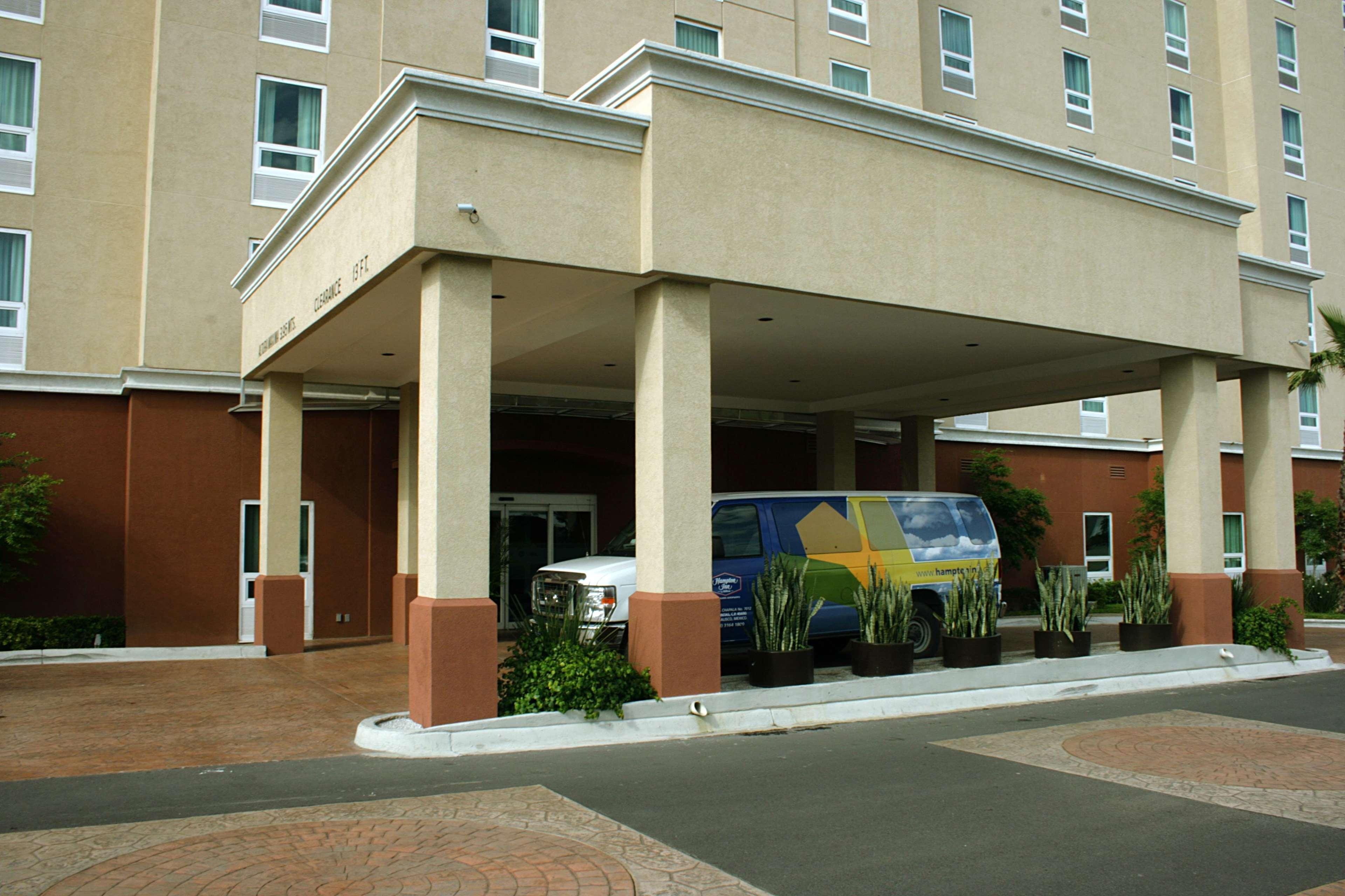 Hampton Inn By Hilton Guadalajara-Aeropuerto Las Pintas Exterior foto