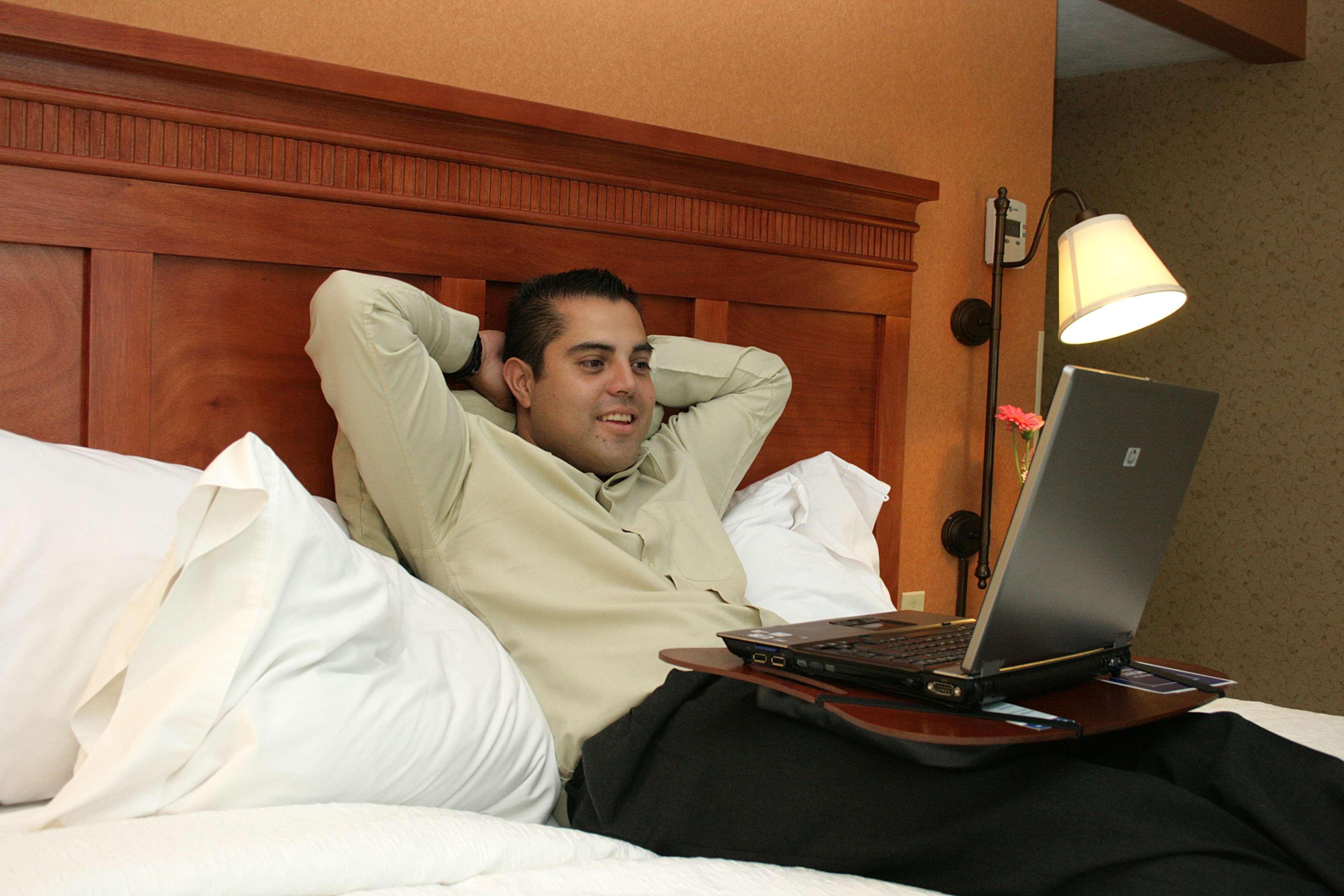 Hampton Inn By Hilton Guadalajara-Aeropuerto Las Pintas Zimmer foto
