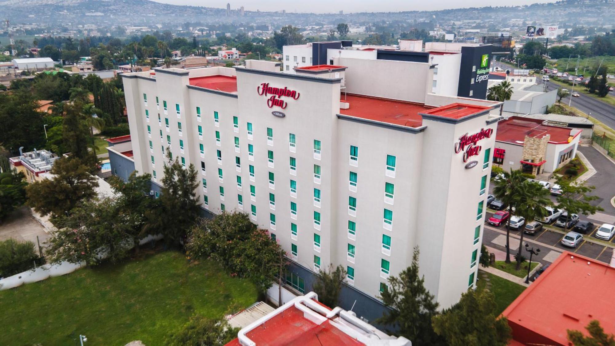 Hampton Inn By Hilton Guadalajara-Aeropuerto Las Pintas Exterior foto