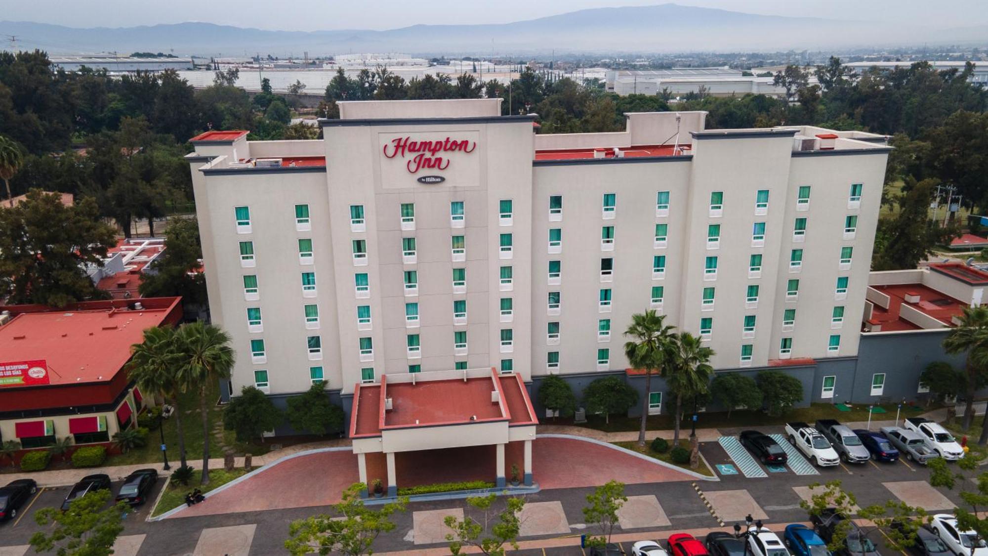 Hampton Inn By Hilton Guadalajara-Aeropuerto Las Pintas Exterior foto